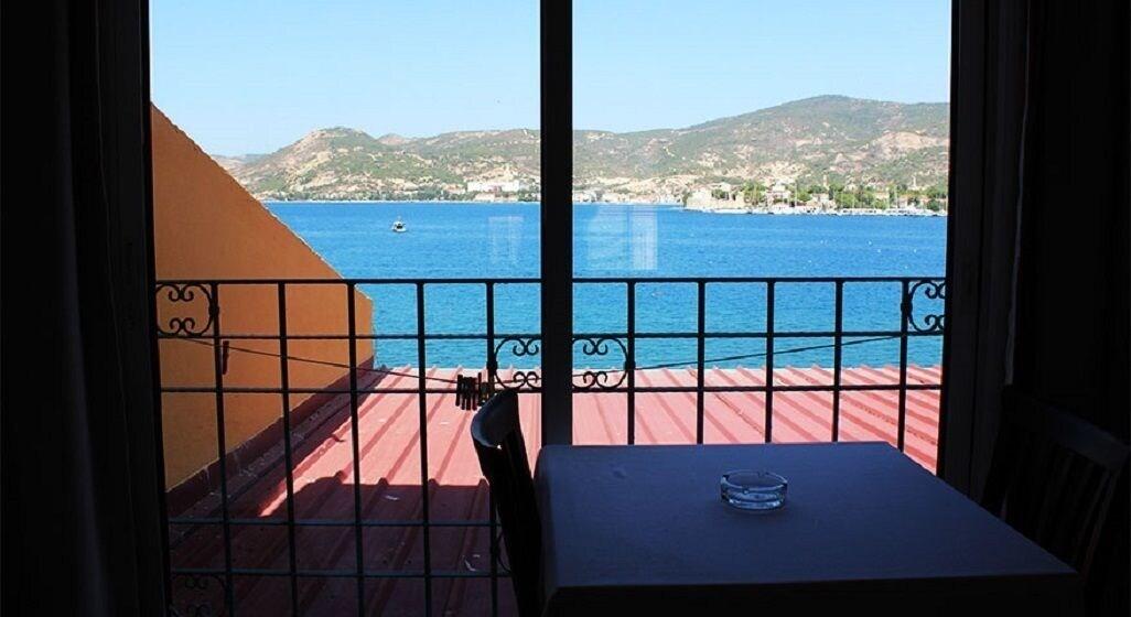 Foca Yali Hotel Extérieur photo