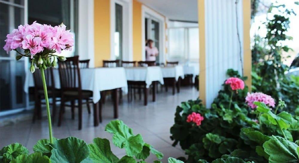 Foca Yali Hotel Extérieur photo